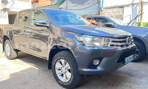 Nunua Ilio tumika Toyota Hiluxe Revo Fedha Gari ndani ya Maputo nchini Maputo Nunua Ilio tumika Toyota Hiluxe Revo Fedha Gari ndani ya Maputo nchini Maputo