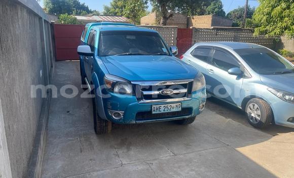 Buy Used Ford Thunderbird Blue Car in Maputo in Maputo Buy Used Ford Thunderbird Blue Car in Maputo in Maputo