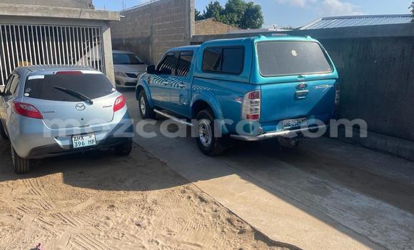 Buy Used Ford Thunderbird Blue Car in Maputo in Maputo Buy Used Ford Thunderbird Blue Car in Maputo in Maputo