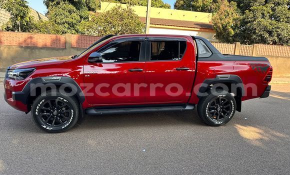 Buy Used Toyota Hilux Red Car in Maputo in Maputo Buy Used Toyota Hilux Red Car in Maputo in Maputo