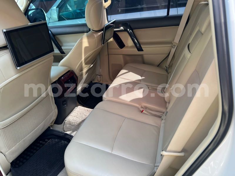 Big with watermark toyota land cruiser prado maputo maputo 17034