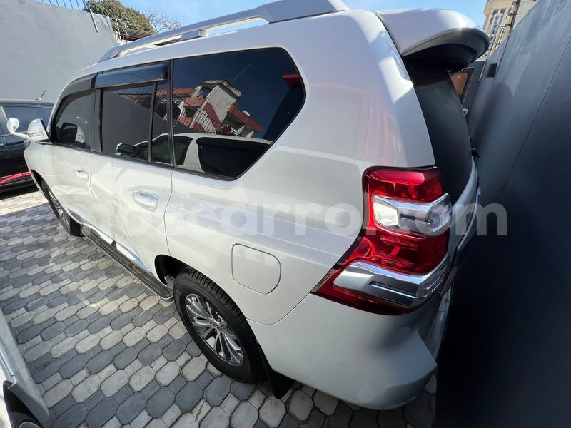 Big with watermark toyota land cruiser prado maputo maputo 17034