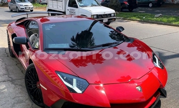 Tenga Tsaru Lamborghini Aventador Tsvuku Mota in Mocambique in Nampula Tenga Tsaru Lamborghini Aventador Tsvuku Mota in Mocambique in Nampula