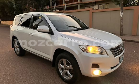 Comprar Usado Toyota Vanguard Branco Carro em Maputo em Maputo Comprar Usado Toyota Vanguard Branco Carro em Maputo em Maputo