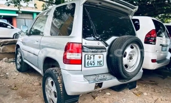 Tenga Tsaru Mitsubishi Pajero iO Zvimwe Mota in Maputo in Maputo