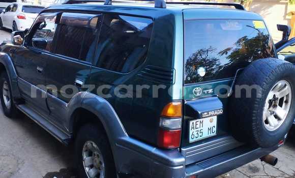 Nunua Ilio tumika Toyota Land Cruiser Prado Kijani Gari ndani ya Maputo nchini Maputo Nunua Ilio tumika Toyota Land Cruiser Prado Kijani Gari ndani ya Maputo nchini Maputo