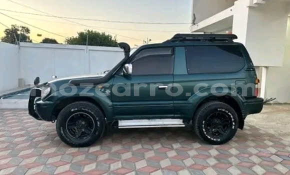 Nunua Ilio tumika Toyota Land Cruiser Prado Kijani Gari ndani ya Maputo nchini Maputo Nunua Ilio tumika Toyota Land Cruiser Prado Kijani Gari ndani ya Maputo nchini Maputo
