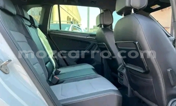 Buy Used Volkswagen Tiguan White Car in Maputo in Maputo Buy Used Volkswagen Tiguan White Car in Maputo in Maputo