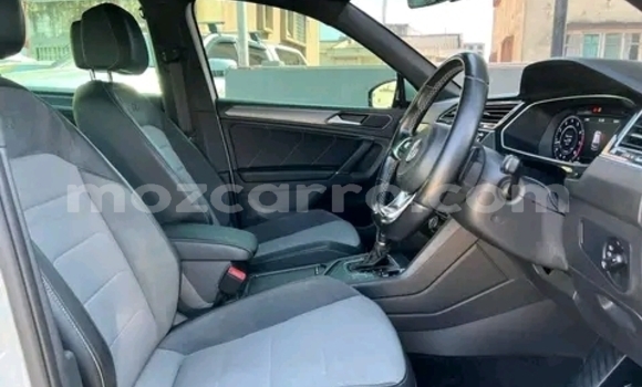 Buy Used Volkswagen Tiguan White Car in Maputo in Maputo Buy Used Volkswagen Tiguan White Car in Maputo in Maputo