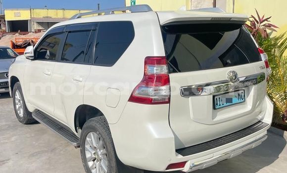 Nunua Ilio tumika Toyota Land Cruiser Prado Nyeupe Gari ndani ya Maputo nchini Maputo Nunua Ilio tumika Toyota Land Cruiser Prado Nyeupe Gari ndani ya Maputo nchini Maputo