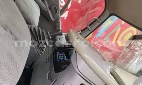 Nunua Ilio tumika Toyota Dyna Nyeupe Gari ndani ya Maputo nchini Maputo Nunua Ilio tumika Toyota Dyna Nyeupe Gari ndani ya Maputo nchini Maputo