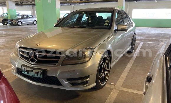 Nunua Ilio tumika Mercedes‒Benz C-Class Nyingine Gari ndani ya Maputo nchini Maputo Nunua Ilio tumika Mercedes‒Benz C-Class Nyingine Gari ndani ya Maputo nchini Maputo