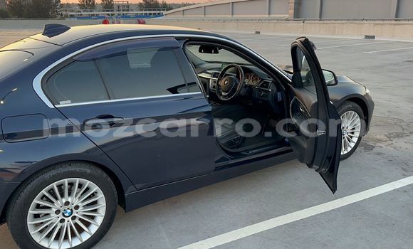 Comprar Usado BMW 3-Series Azul Carro em Maputo em Maputo Comprar Usado BMW 3-Series Azul Carro em Maputo em Maputo