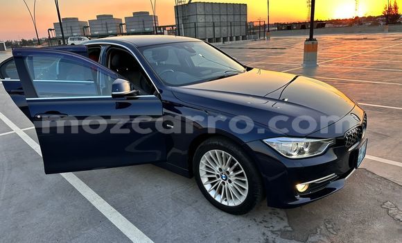 Comprar Usado BMW 3-Series Azul Carro em Maputo em Maputo Comprar Usado BMW 3-Series Azul Carro em Maputo em Maputo