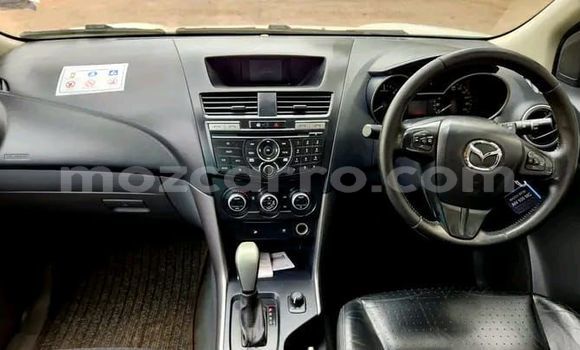 Nunua Ilio tumika Mazda BT-50 Nyeupe Gari ndani ya Maputo nchini Maputo Nunua Ilio tumika Mazda BT-50 Nyeupe Gari ndani ya Maputo nchini Maputo