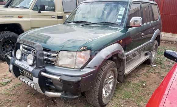 Buy Used Toyota Land Cruiser Prado Green Car in Maputo in Maputo Buy Used Toyota Land Cruiser Prado Green Car in Maputo in Maputo