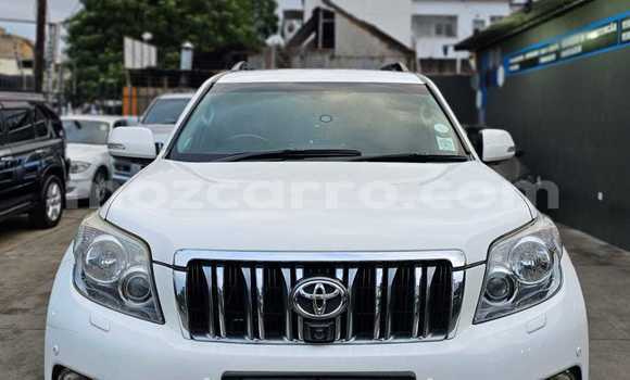 Nunua Ilio tumika Toyota Land Cruiser Prado Nyeupe Gari ndani ya Maputo nchini Maputo Nunua Ilio tumika Toyota Land Cruiser Prado Nyeupe Gari ndani ya Maputo nchini Maputo
