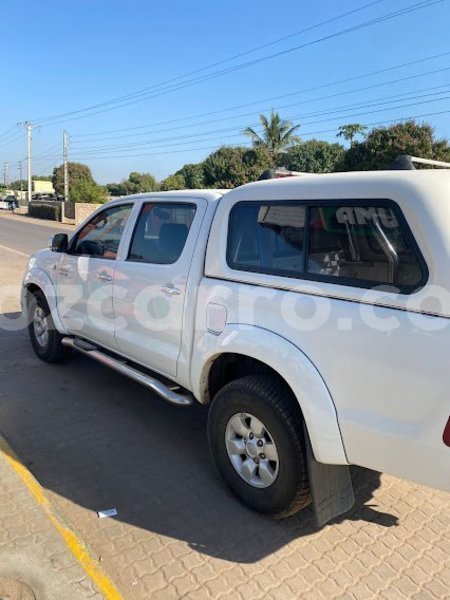 Big with watermark toyota hilux maputo maputo 17120