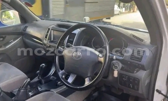 Comprar Usado Toyota Land Cruiser Prado Branco Carro em Maputo em Maputo Comprar Usado Toyota Land Cruiser Prado Branco Carro em Maputo em Maputo