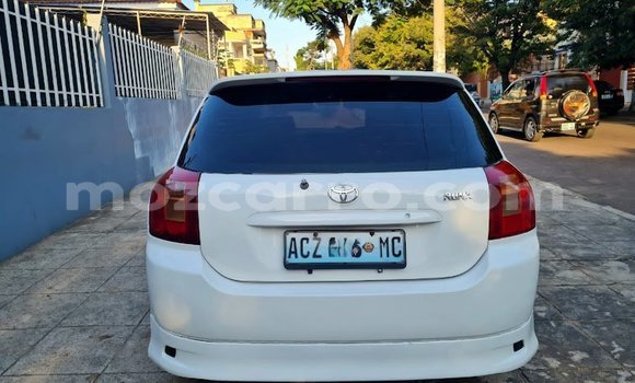 Comprar Usado Toyota Runx Branco Carro em Maputo em Maputo Comprar Usado Toyota Runx Branco Carro em Maputo em Maputo