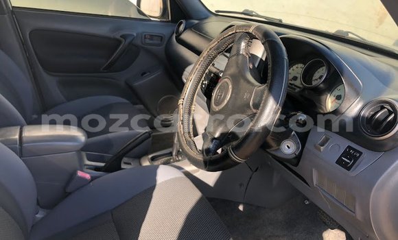 Comprar Usado Toyota RAV4 Castanho Carro em Maputo em Maputo Comprar Usado Toyota RAV4 Castanho Carro em Maputo em Maputo
