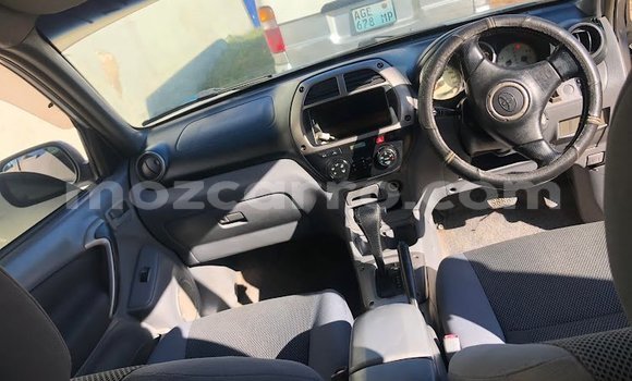 Comprar Usado Toyota RAV4 Castanho Carro em Maputo em Maputo Comprar Usado Toyota RAV4 Castanho Carro em Maputo em Maputo