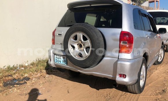 Comprar Usado Toyota RAV4 Castanho Carro em Maputo em Maputo Comprar Usado Toyota RAV4 Castanho Carro em Maputo em Maputo