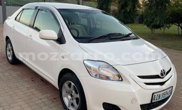 Comprar Usado Toyota Belta Branco Carro em Maputo em Maputo Comprar Usado Toyota Belta Branco Carro em Maputo em Maputo