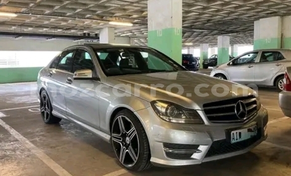 Nunua Ilio tumika Mercedes-Benz E-Classe Nyingine Gari ndani ya Maputo nchini Maputo Nunua Ilio tumika Mercedes-Benz E-Classe Nyingine Gari ndani ya Maputo nchini Maputo