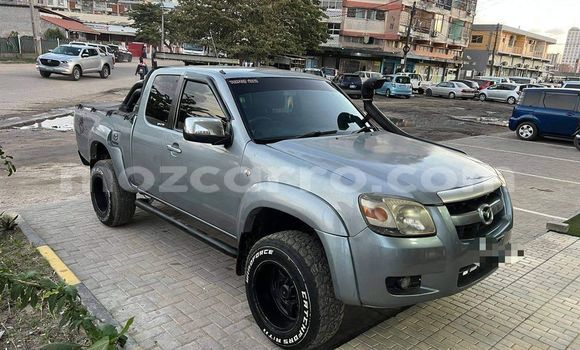 Comprar Usado Mazda BT-50 De outros Carro em Maputo em Maputo Comprar Usado Mazda BT-50 De outros Carro em Maputo em Maputo