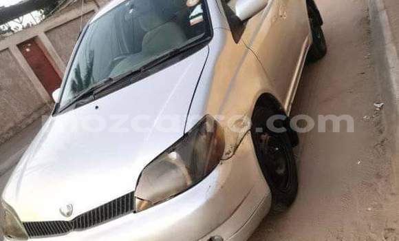 Comprar Usado Toyota Platz De outros Carro em Maputo em Maputo Comprar Usado Toyota Platz De outros Carro em Maputo em Maputo