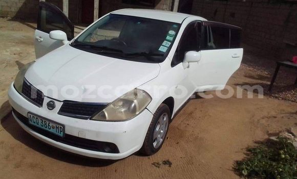Comprar Usado Nissan Tiida Branco Carro em Maputo em Maputo Comprar Usado Nissan Tiida Branco Carro em Maputo em Maputo