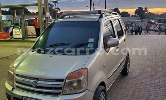 Nunua Ilio tumika Suzuki SX4 Nyingine Gari ndani ya Maputo nchini Maputo Nunua Ilio tumika Suzuki SX4 Nyingine Gari ndani ya Maputo nchini Maputo