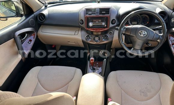 Nunua Ilio tumika Toyota Vanguard Nyeupe Gari ndani ya Maputo nchini Maputo Nunua Ilio tumika Toyota Vanguard Nyeupe Gari ndani ya Maputo nchini Maputo