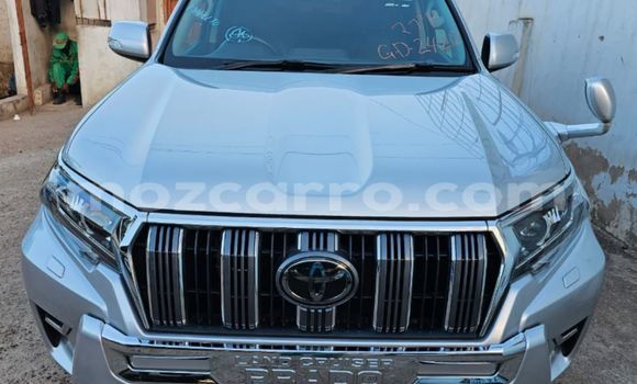 Nunua Ilio tumika Toyota Land Cruiser Prado Fedha Gari ndani ya Maputo nchini Maputo Nunua Ilio tumika Toyota Land Cruiser Prado Fedha Gari ndani ya Maputo nchini Maputo