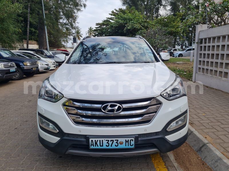 Big with watermark hyundai santa fe maputo maputo 17172