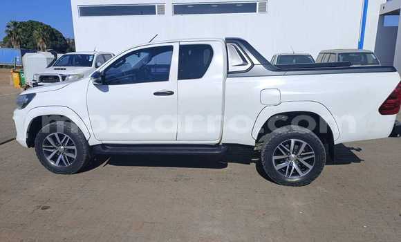 Buy Used Toyota Hilux White Car in Maputo in Maputo Buy Used Toyota Hilux White Car in Maputo in Maputo