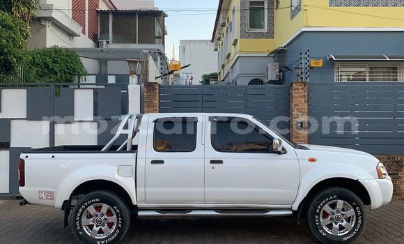 Tenga Tsaru Nissan Hardbody Chena Mota in Maputo in Maputo Tenga Tsaru Nissan Hardbody Chena Mota in Maputo in Maputo
