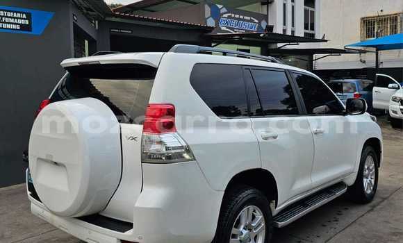 Nunua Ilio tumika Toyota Land Cruiser Prado Nyeupe Gari ndani ya Maputo nchini Maputo Nunua Ilio tumika Toyota Land Cruiser Prado Nyeupe Gari ndani ya Maputo nchini Maputo