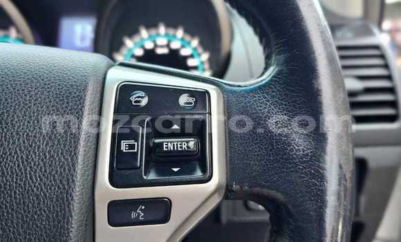 Nunua Ilio tumika Toyota Land Cruiser Prado Nyeupe Gari ndani ya Maputo nchini Maputo Nunua Ilio tumika Toyota Land Cruiser Prado Nyeupe Gari ndani ya Maputo nchini Maputo