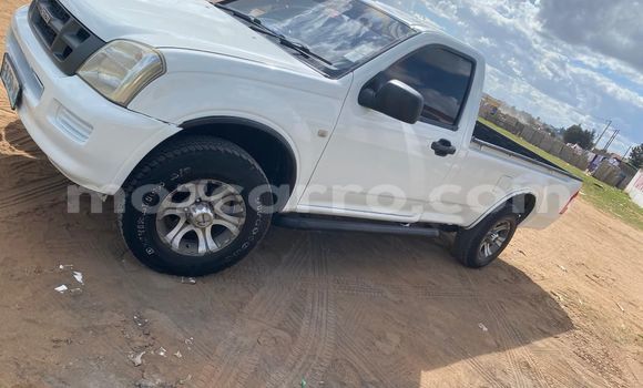 Tenga Tsaru Isuzu D-MAX Zvimwe Mota in Maputo in Maputo Tenga Tsaru Isuzu D-MAX Zvimwe Mota in Maputo in Maputo