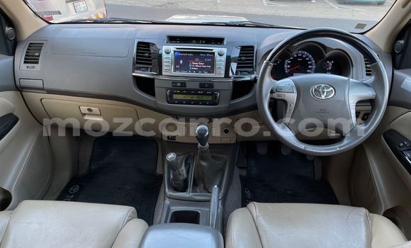 Tenga Tsaru Toyota Fortuner Zvimwe Mota in Maputo in Maputo Tenga Tsaru Toyota Fortuner Zvimwe Mota in Maputo in Maputo