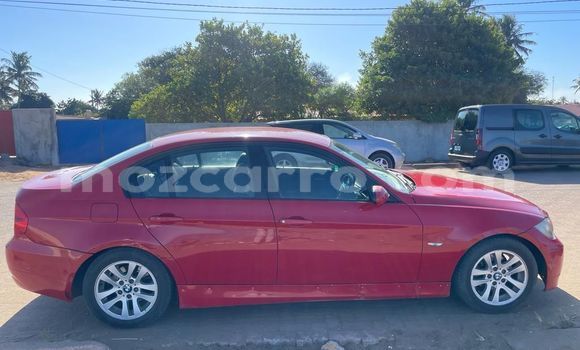 Comprar Usado BMW 3-Series Vermelho Carro em Maputo em Maputo Comprar Usado BMW 3-Series Vermelho Carro em Maputo em Maputo
