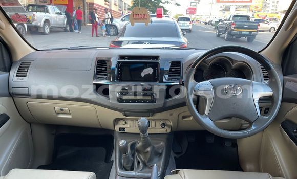 Nunua Ilio tumika Toyota Fortuner Nyeupe Gari ndani ya Maputo nchini Maputo Nunua Ilio tumika Toyota Fortuner Nyeupe Gari ndani ya Maputo nchini Maputo