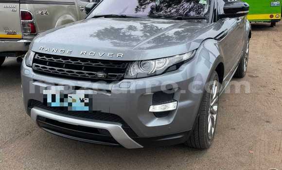 Nunua Ilio tumika Land Rover Range Rover Brown Gari ndani ya Maputo nchini Maputo Nunua Ilio tumika Land Rover Range Rover Brown Gari ndani ya Maputo nchini Maputo