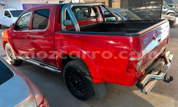 Tenga Tsaru Toyota Hilux Tsvuku Mota in Maputo in Maputo Tenga Tsaru Toyota Hilux Tsvuku Mota in Maputo in Maputo