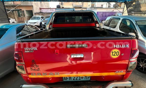 Tenga Tsaru Toyota Hilux Tsvuku Mota in Maputo in Maputo Tenga Tsaru Toyota Hilux Tsvuku Mota in Maputo in Maputo