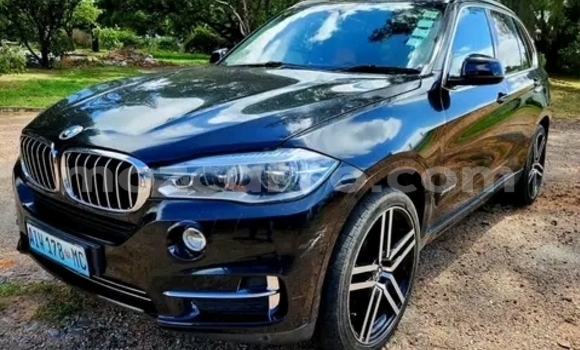 Comprar Usado BMW X5 Preto Carro em Maputo em Maputo
