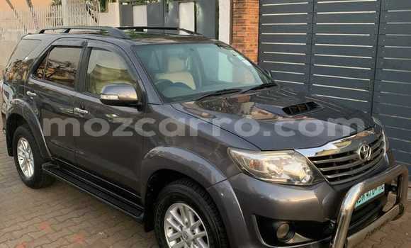 Buy Used Toyota Fortuner Silver Car in Maputo in Maputo Buy Used Toyota Fortuner Silver Car in Maputo in Maputo