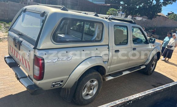 Comprar Usado Nissan Hardbody Prata Carro em Maputo em Maputo Comprar Usado Nissan Hardbody Prata Carro em Maputo em Maputo